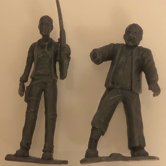 The Walking Dead Action Figures - Picture 10 of 11